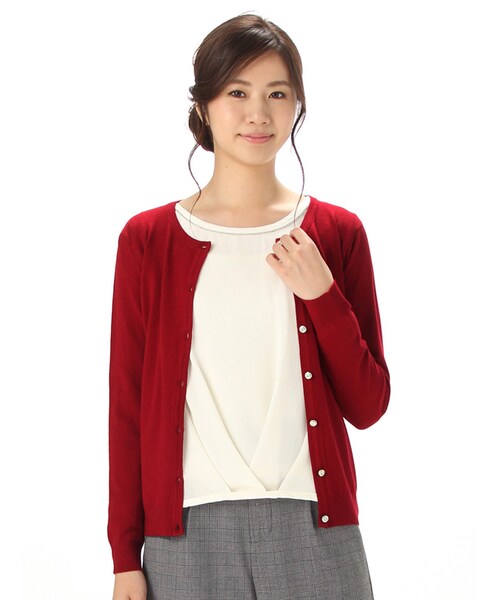 Honeys(ハニーズ)の「ビジュー釦クルーカーデ(カーディガン・レディース・アイボリー/クロ/コン/アカ/ベージュ/ブルー/杢グレー/ピンク/ベージュ×クロ・M/L)」の9枚目の写真