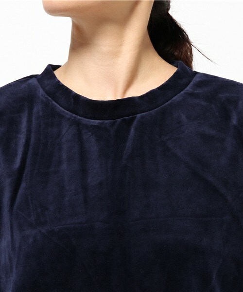 Bou Jeloud（ブージュルード）の「ハイネックベロアワンピース（ワンピース・レディース・ベージュ/グレー/ネイビー・38）」の13枚目の写真