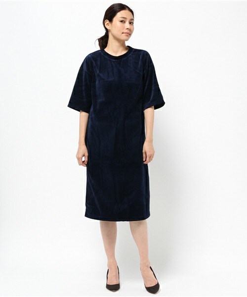 Bou Jeloud（ブージュルード）の「ハイネックベロアワンピース（ワンピース・レディース・ベージュ/グレー/ネイビー・38）」の21枚目の写真