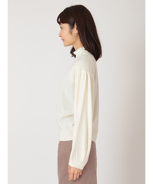 w closet(ダブルクローゼット)の「ハイネックパフスリーブニット(トップス・レディース・オフホワイト/ボルドー/Dグリーン/ブラック・FREE)」の6枚目の写真