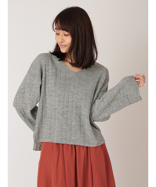 w closet（ダブルクローゼット）の「12G総針Vネックニット（トップス・レディース・ラベンダー/グレー/ブラウン/ブラック・FREE）」の5枚目の写真