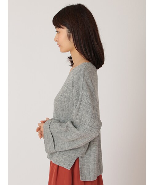 w closet（ダブルクローゼット）の「12G総針Vネックニット（トップス・レディース・ラベンダー/グレー/ブラウン/ブラック・FREE）」の6枚目の写真