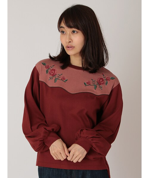 w closet(ダブルクローゼット)の「ウエスタン風刺繍入りプルオーバー(トップス・レディース・レンガ/ネイビー/ブラック・FREE)」の4枚目の写真