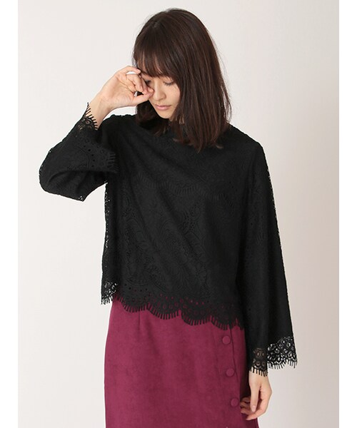 w closet（ダブルクローゼット）の「レーススカラッププルオーバー（トップス・レディース・オフホワイト/Dオレンジ/ブラック・FREE）」の4枚目の写真