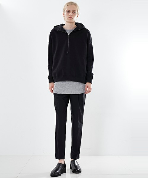 KIIT（キート）の「ハイパーストレッチ裏毛ハーフジップパーカ 