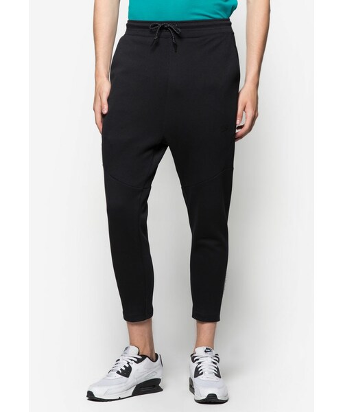 Nike（ナイキ）の「Nike Tech Fleece Cropped Pants（パンツ）」 - WEAR