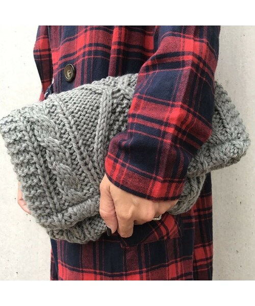 copine（コピン）の「再入荷☆特別価格☆ケーブル編みニットクラッチバッグ【クリックポスト対象商品】（クラッチバッグ・レディース・その他）」の4枚目の写真
