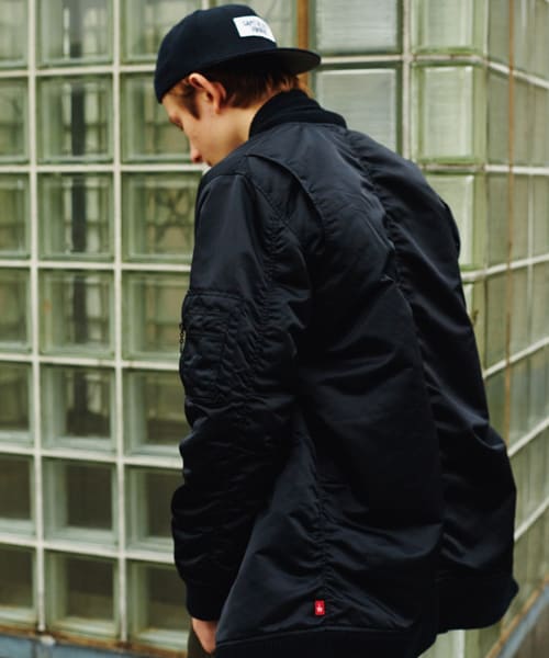 VIRGOwearworks(ヴァルゴウェアワークス)の「VA-1 LONG SPECIAL ミリタリージャケット(ジャケット/アウター・メンズ・OLIVE/BLACK・2/3/4)」の2枚目の写真