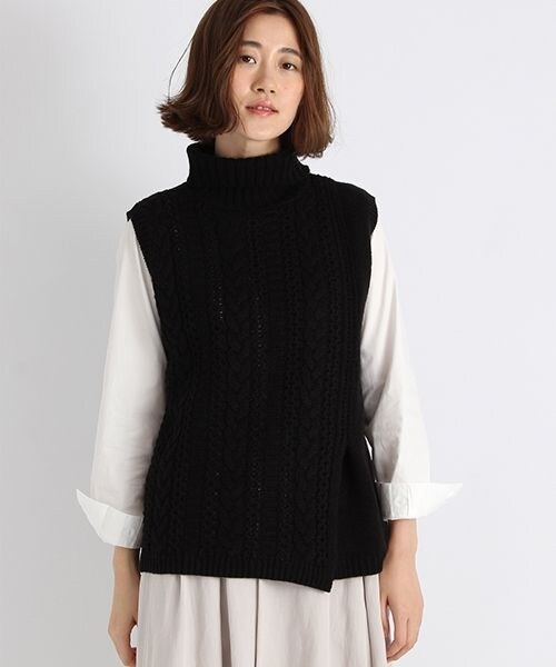 studio CLIP（スタディオクリップ）の「5ゲージベスト×インナーセット（トップス・ライトグレー/ブラック/キャメル・M/L）」の2枚目の写真