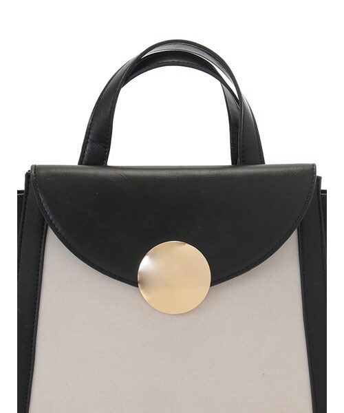 31 Sons de mode（トランテアン　ソン　ドゥ　モード）の「バイカラーメタルバッグ《予約アイテム》（バッグ・レディース・ブラック/キャメル・フリー）」の5枚目の写真