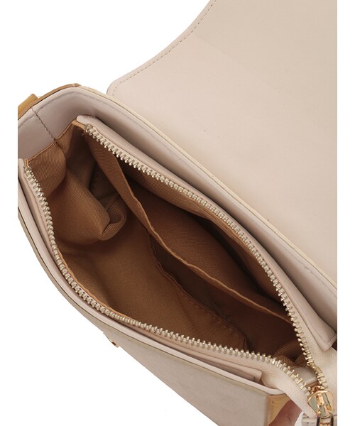 31 Sons de mode（トランテアン　ソン　ドゥ　モード）の「バイカラーリボンショルダー《予約アイテム》（バッグ・レディース・ベージュ/ブラック/エンジ・フリー）」の6枚目の写真