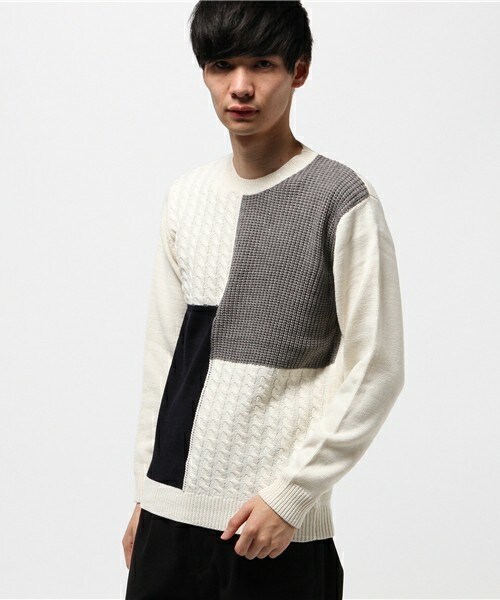 UNION STATION（ユニオンステーション）の「【2016-17AW商品】フロント切り替えクルーニット（ニット/セーター・メンズ・ホワイト系その他/グレー系その他/ネイビー・S/M/L/LL）」の2枚目の写真