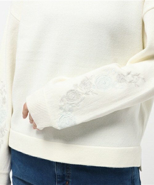 archives（アルシーヴ）の「カシミアタッチプルオーバー（ニット/セーター・レディース・オフホワイト/ブラウン/ネイビー・MEDIUM）」の14枚目の写真