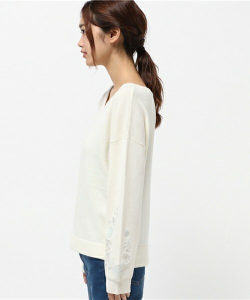 archives（アルシーヴ）の「カシミアタッチプルオーバー（ニット/セーター・レディース・オフホワイト/ブラウン/ネイビー・MEDIUM）」の10枚目の写真