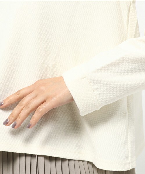 Bou Jeloud(ブージュルード)の「スカーフ付チュニック・インナー3点セット(Tシャツ/カットソー・レディース・オフホワイト/ネイビー/オレンジ・38)」の8枚目の写真