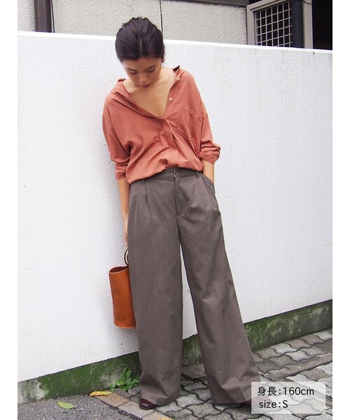 Ungrid（アングリッド）の「タックワイドパンツ（パンツ・レディース・ベージュ/カーキ）」の3枚目の写真