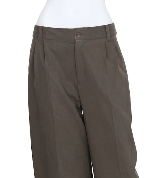 Ungrid（アングリッド）の「タックワイドパンツ（パンツ・レディース・ベージュ/カーキ）」の7枚目の写真