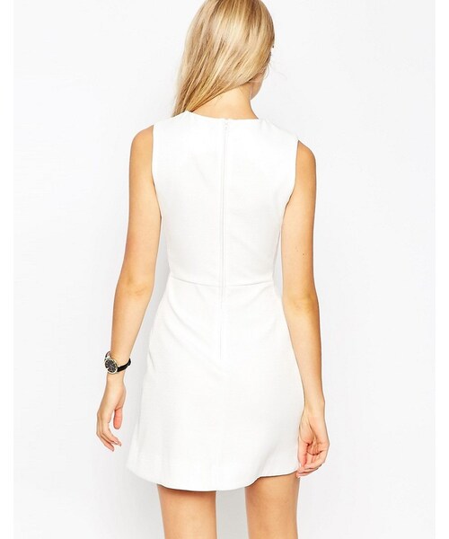 asos(エイソス)の「ASOS Mini Dress with Button Detail(ワンピース・レディース・White・US 12)」の2枚目の写真