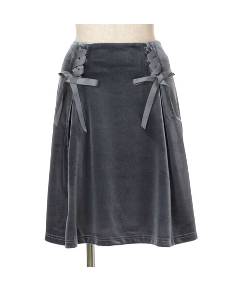 F i.n.t（フィント）の「ダブルレースアップベロアスカート/F i.n.t（スカート・レディース・その他）」の2枚目の写真