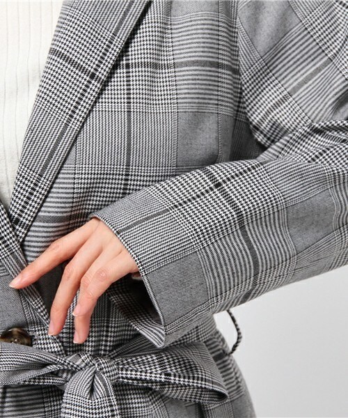 archives（アルシーヴ）の「千鳥格子コート（トレンチコート・レディース・グレー/ベージュ・MEDIUM）」の7枚目の写真