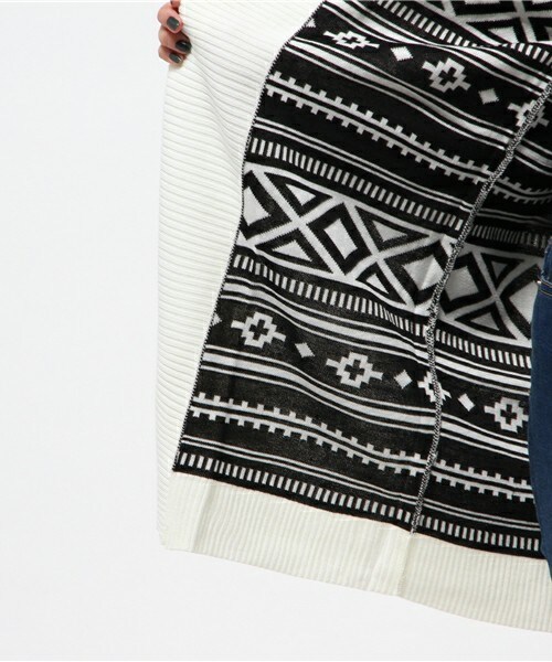 archives（アルシーヴ）の「オルテガジャガードボレロ（ニット/セーター・レディース・オフホワイト/ブラック・MEDIUM）」の9枚目の写真