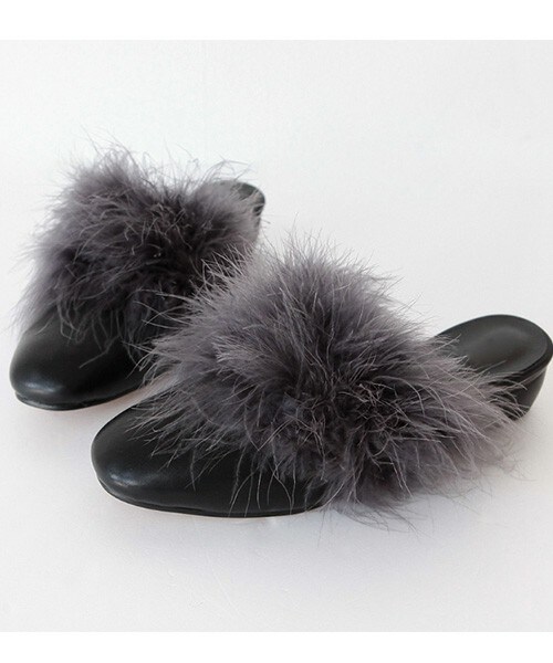 DHOLIC（ディーホリック）の「フェイクファーミドルヒールミュール（その他シューズ・レディース・ブラウン/グリーン/グレー/ブラック/ブルー・230/235/240/245/250）」の3枚目の写真