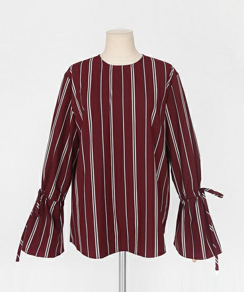 DHOLIC(ディーホリック)の「フレアカフスストライプブラウス(シャツ/ブラウス・レディース・ディープスカイブルー/ベージュ/ワイン・FREE)」の3枚目の写真