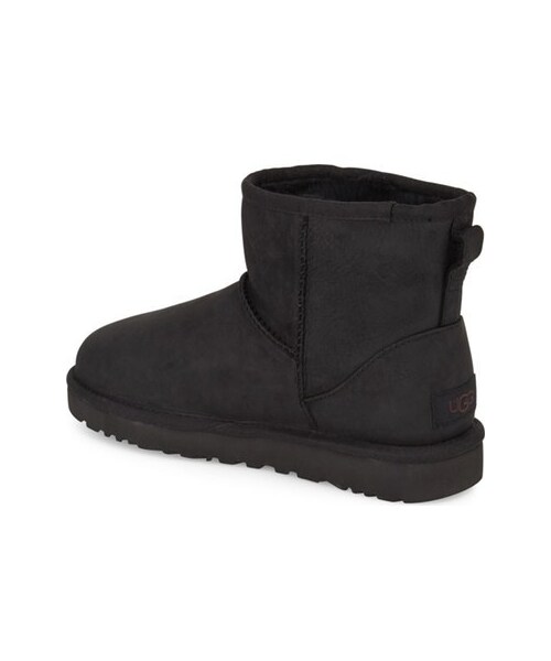 UGG（アグ）の「UGG ® Australia Classic Mini Water Resistant Boot (Women)（ブーツ・レディース・Black/Brown・Regular 10 M/Regular 11 M/Regular 5 M/Regular 6 M/Regular 7 M/Regular 8 M/Regular 9 M）」の6枚目の写真
