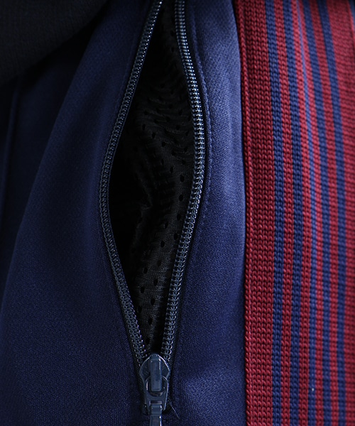 Needles(ニードルス)の「Track Pant(パンツ・メンズ・ブラック/ネイビー・S/M)」の6枚目の写真