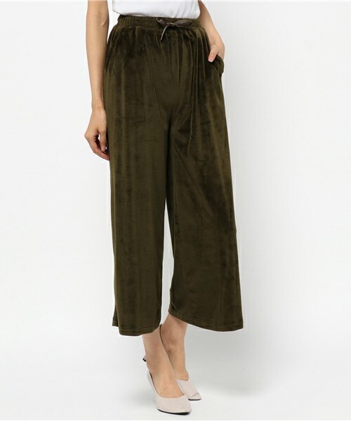archives（アルシーヴ）の「ベロアワイドパンツ（その他パンツ・レディース・ブラック/ブラウン/カーキ・MEDIUM）」の3枚目の写真