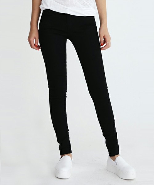 DHOLIC（ディーホリック）の「8COLORSスキニーパンツ（その他パンツ・レディース・アイボリー/カーキ/ダークオレンジ/ネイビー/ブラック/ブラックグレー/ベージュ/レッドパープル・25/26/27/28/29）」の2枚目の写真