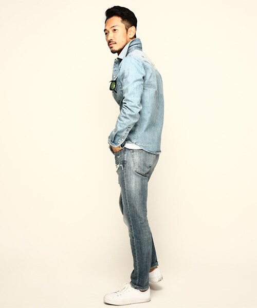 THE STRAND(ストランド)の「THE STRAND(ストランド) スタッズダンガリーシャツ(シャツ/ブラウス・レディース・インディゴ・S/M/L)」の3枚目の写真