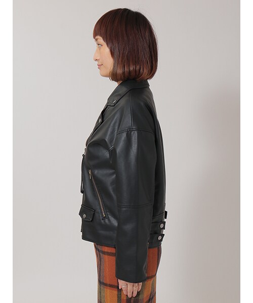 w closet（ダブルクローゼット）の「フェイクレザーBIGライダース（ジャケット/アウター・レディース・ブラック・FREE）」の3枚目の写真