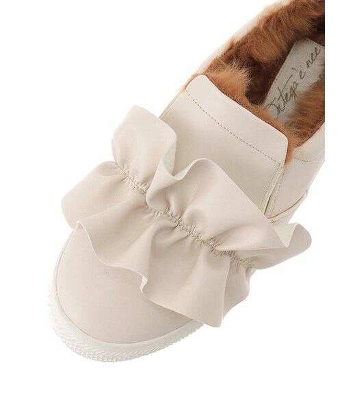 w closet（ダブルクローゼット）の「フリルはみだしファースリッポン（シューズ・レディース・ホワイト/ブラック・M/L）」の7枚目の写真