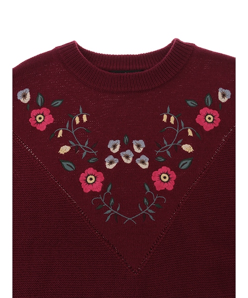 w closet（ダブルクローゼット）の「花柄刺繍入りニットプルオーバー