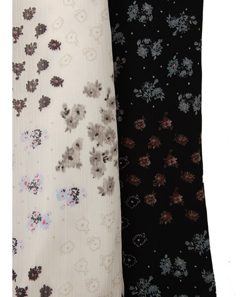 w closet（ダブルクローゼット）の「パッチワーク風小花柄ワイドパンツ（パンツ・レディース・オフホワイト/ブラック・FREE）」の10枚目の写真