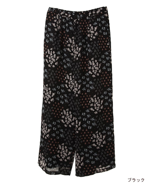 w closet（ダブルクローゼット）の「パッチワーク風小花柄ワイドパンツ（パンツ・レディース・オフホワイト/ブラック・FREE）」の2枚目の写真