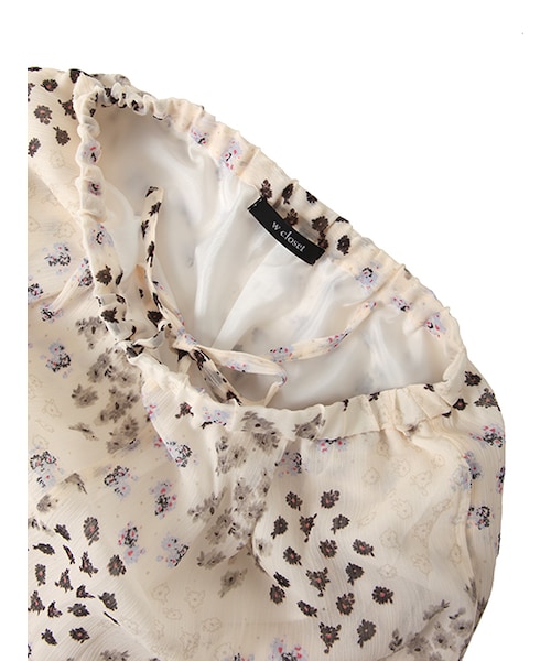 w closet（ダブルクローゼット）の「パッチワーク風小花柄ワイドパンツ（パンツ・レディース・オフホワイト/ブラック・FREE）」の7枚目の写真