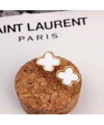 no brand（ノーブランド）の「四つ葉ピアス（ピアス（両耳用））」 - WEAR