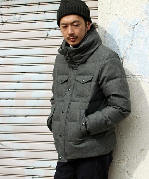 MEN'S BIGI(メンズビギ)の「【渡部篤郎さん着用 メンズクラブ12月号 掲載商品】ボリュームネックフードダウンジャケット/フランネルアムンゼン(ダウンジャケット/コート・メンズ・グレー/ネイビー・SS/S/M/L)」の1枚目の写真