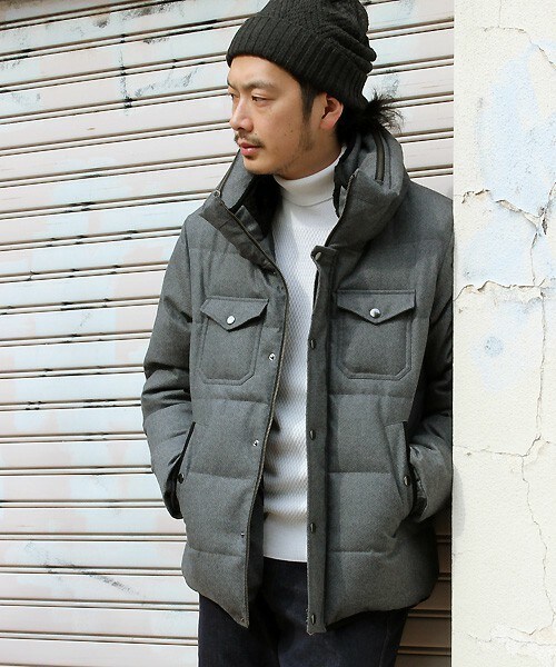 MEN'S BIGI(メンズビギ)の「【渡部篤郎さん着用 メンズクラブ12月号 掲載商品】ボリュームネックフードダウンジャケット/フランネルアムンゼン(ダウンジャケット/コート・メンズ・グレー/ネイビー・SS/S/M/L)」の3枚目の写真