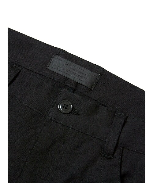 Luv maison(ラブメゾン)の「ツイルストレッチバイカーゴパンツ(パンツ・メンズ・ブラック/カーキ・M/L)」の9枚目の写真