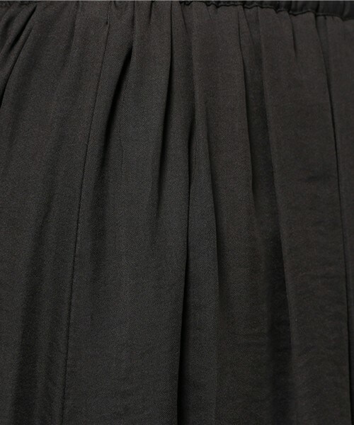 archives（アルシーヴ）の「サテンマキシスカート（スカート・レディース・ブラック/カーキ/キャメル・MEDIUM）」の10枚目の写真