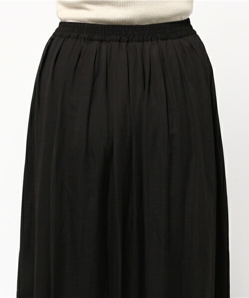 archives（アルシーヴ）の「サテンマキシスカート（スカート・レディース・ブラック/カーキ/キャメル・MEDIUM）」の8枚目の写真