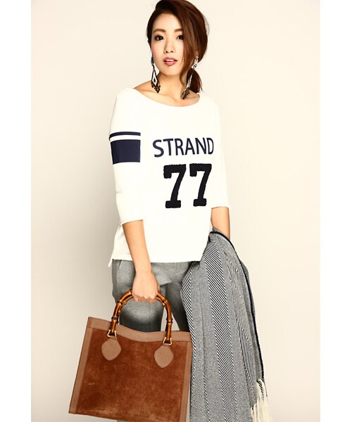 THE STRAND（ストランド）の「THE STRAND(ストランド) カレッジデザイン ナンバー刺繍トップス（Tシャツ/カットソー・レディース・ホワイト/ネイビー・FREE）」の5枚目の写真