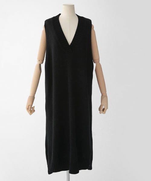DHOLIC（ディーホリック）の「Vネックスリーブレスニットワンピース（ワンピース・レディース・ネイビー/ブラック/ベージュ・FREE）」の2枚目の写真
