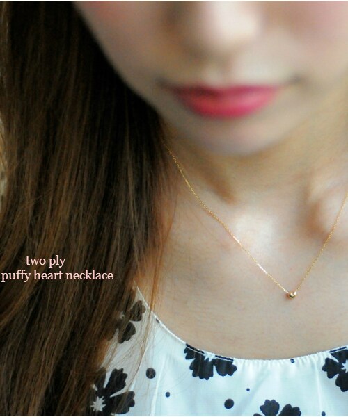 two ply（トゥープライ）の「トゥー プライ 332 パフィー ハート ネックレス（ネックレス・レディース・ゴールド・40cm）」の2枚目の写真
