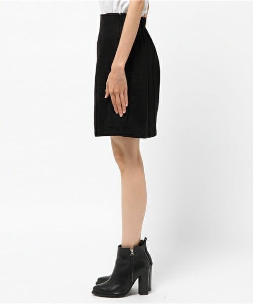 archives（アルシーヴ）の「無地ウールタイトスカート（スカート・レディース・ブラック/グレー/キャメル/ピンク・MEDIUM）」の6枚目の写真