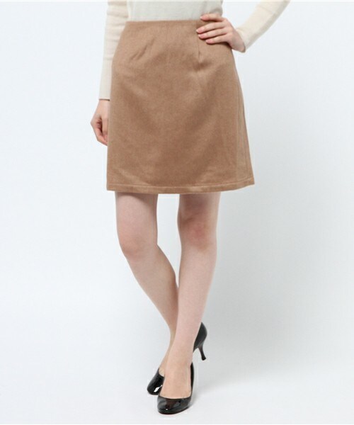 archives（アルシーヴ）の「無地ウールタイトスカート（スカート・レディース・ブラック/グレー/キャメル/ピンク・MEDIUM）」の4枚目の写真