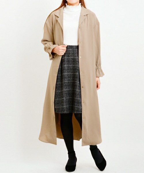 MAJESTIC LEGON（マジェスティックレゴン）の「袖フリルロングコート
